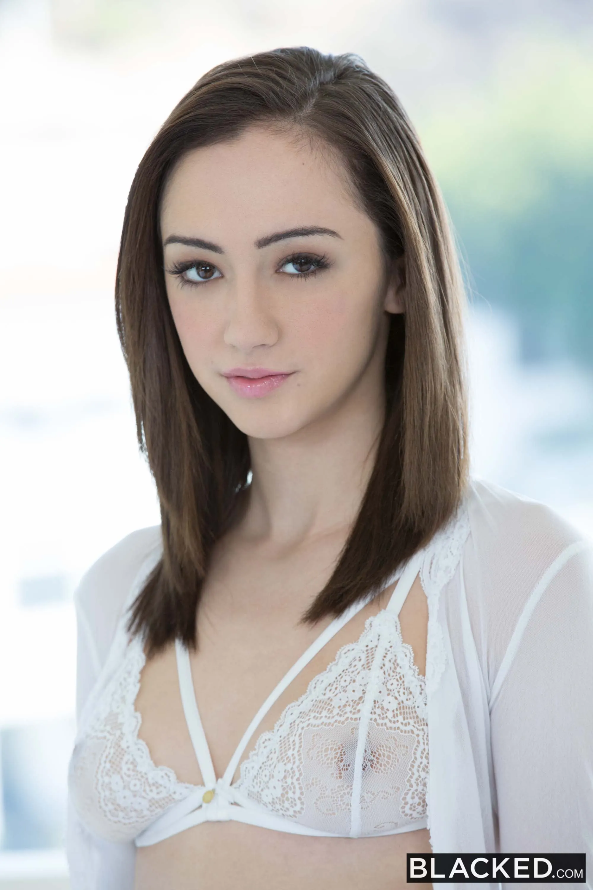 Lily Jordan in 'Seeking Arrangements'
